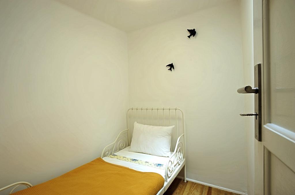 Stay Local In Alfama! Deolinda Central Home, Amazing View Лиссабон Экстерьер фото
